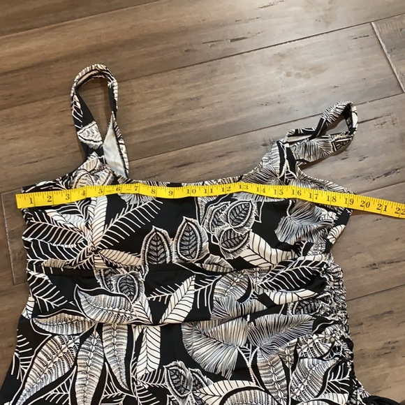 Azul by Maxine of Hollywood swimsuit tropical - Picture 7 of 8